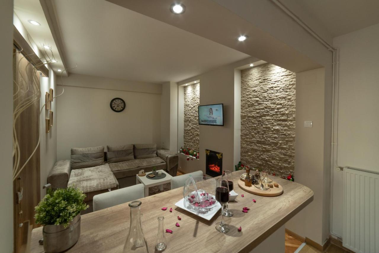 Gold Apartman Vrsac Zewnętrze zdjęcie